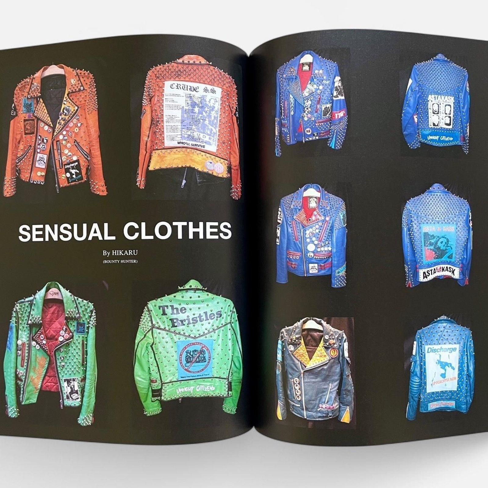 Undercover A Magazine Curated by Jun Takahashi Undercover Size ONE SIZE - 2 Thumbnail