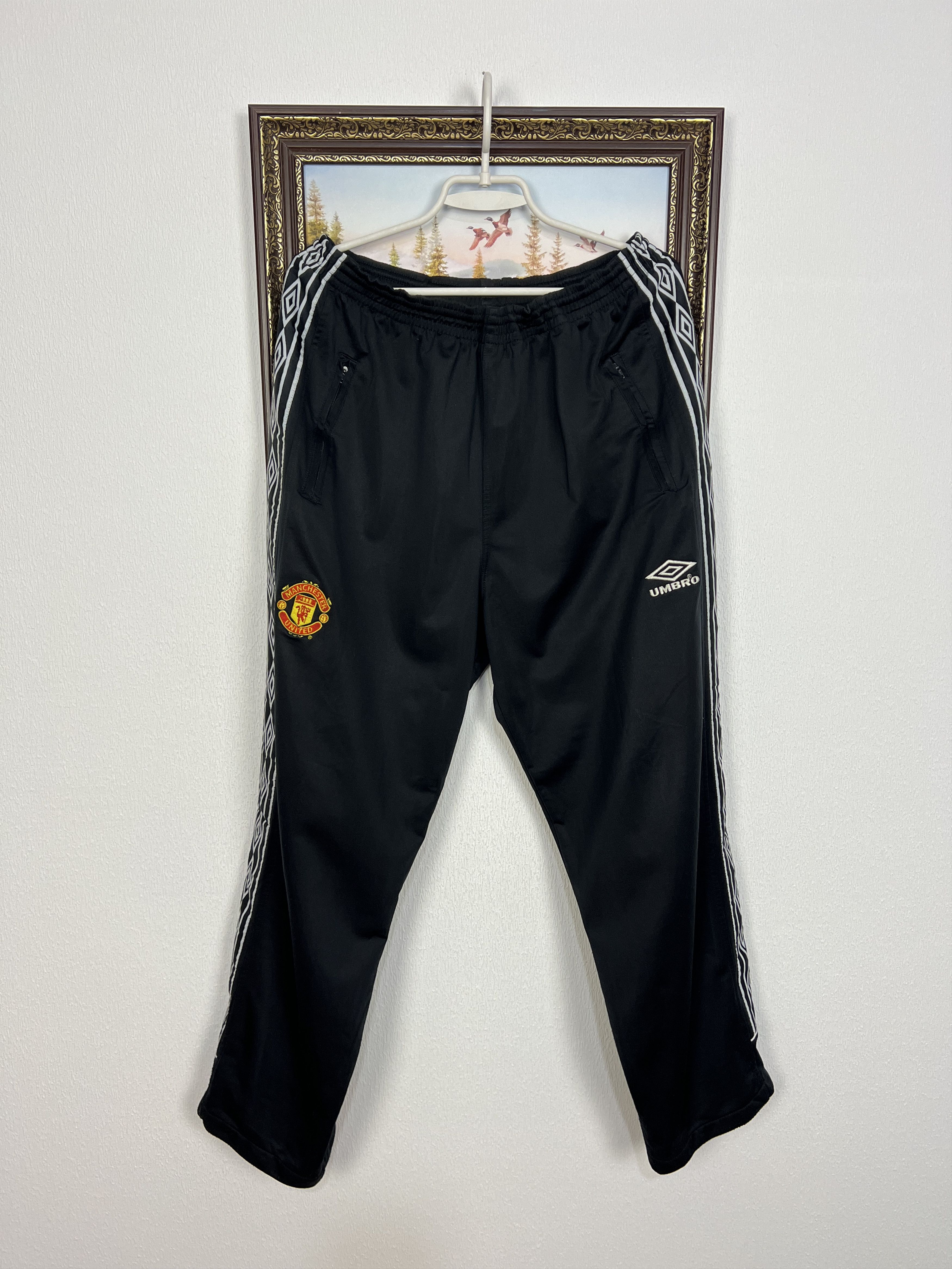 Umbro Vintage Manchester United Football Pants Soccer Sweatpants Size US 38 / EU 54 - 1 Thumbnail