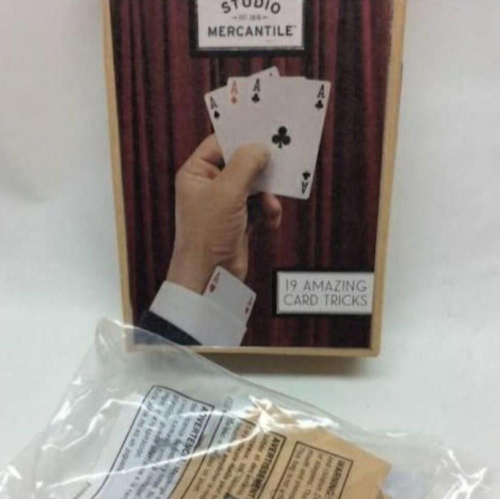 Designer Studio Mercantile 19 Amazing Card Tricks Set Size ONE SIZE - 2 Thumbnail