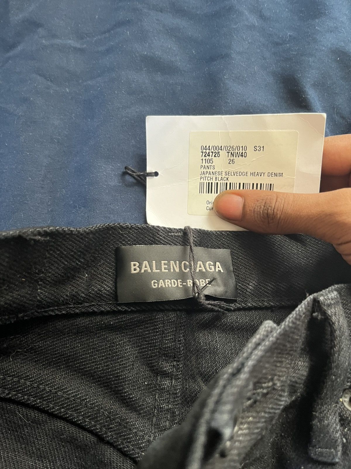 Balenciaga Selvedge Balenciaga Newer Worn Pitch Black Baggy Denim Size US 28 / EU 44 - 5 Thumbnail