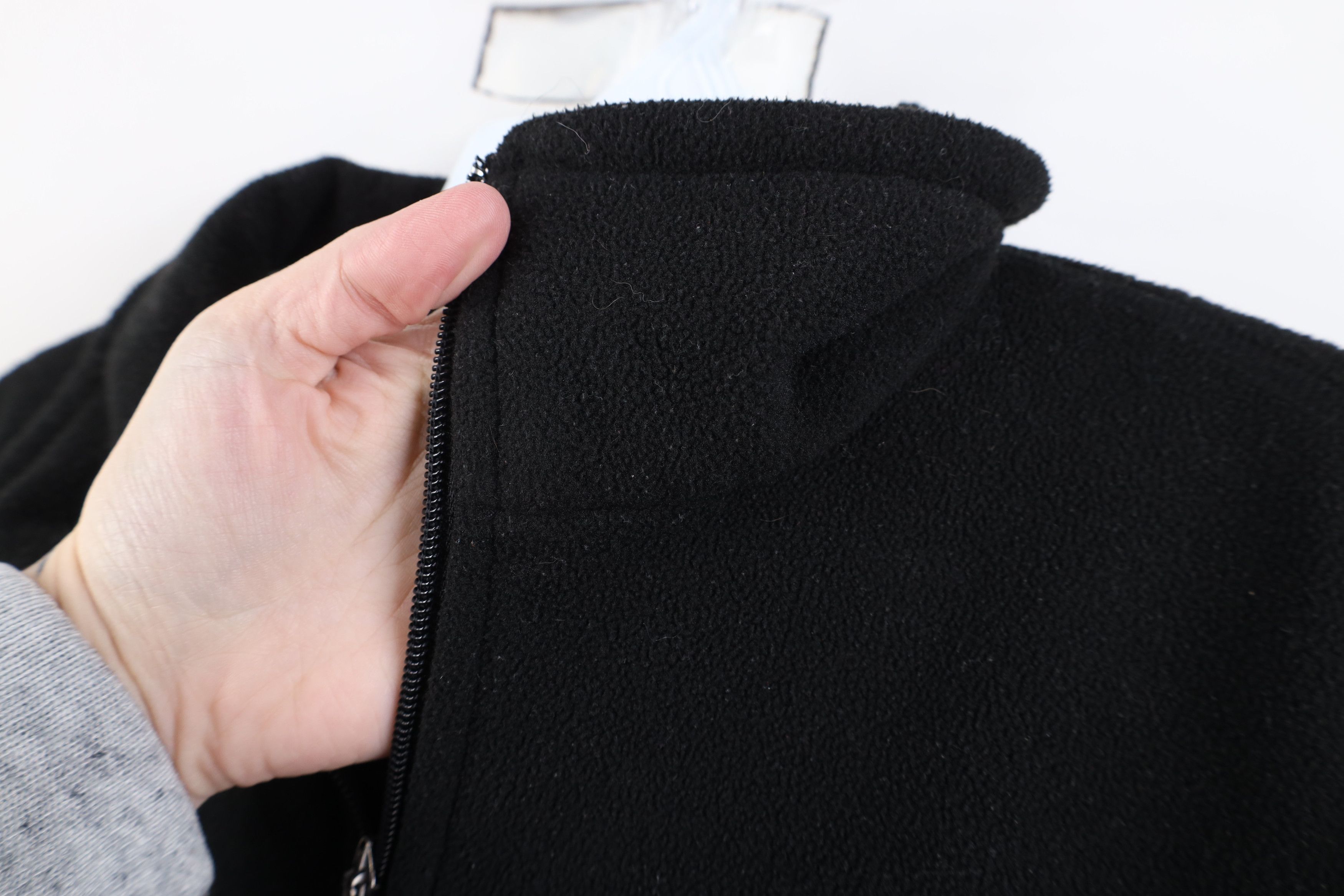 Champion Vintage 90s Champion Half Zip Fleece Pullover Sweater Black Size US L / EU 52-54 / 3 - 6 Thumbnail