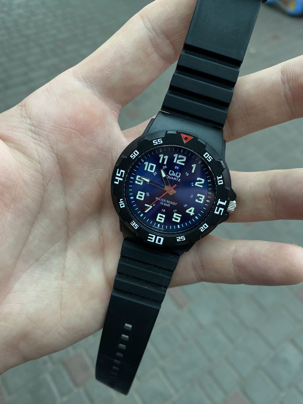 Japanese Brand Men's Water Resistant Sports Q&Q Watch Size ONE SIZE - 6 Thumbnail