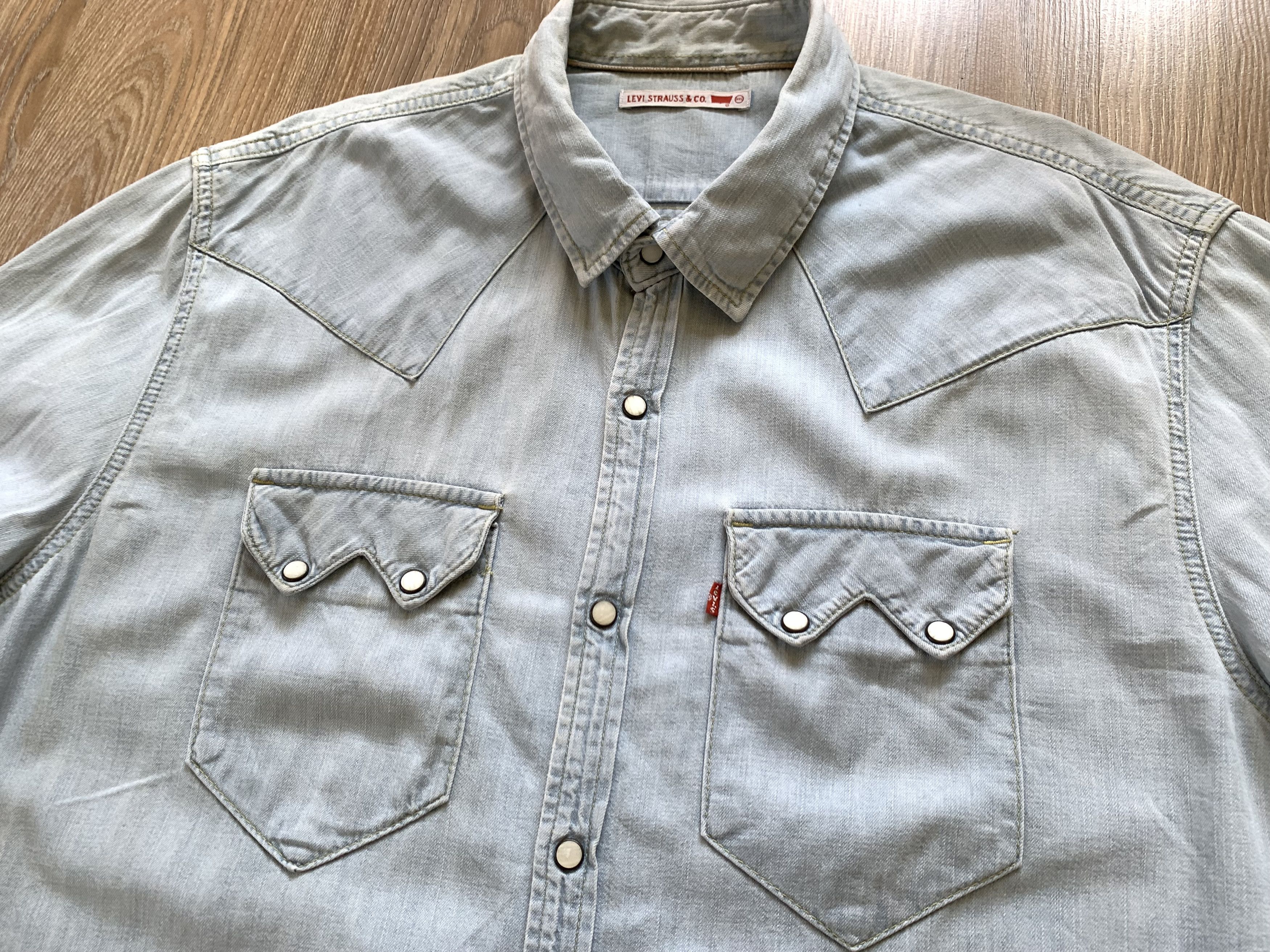 Levi's × Levi's Vintage Clothing × Vintage Levi's Long Sleeve Washed Light Blue Shirt Size US XXL / EU 58 / 5 - 4 Thumbnail