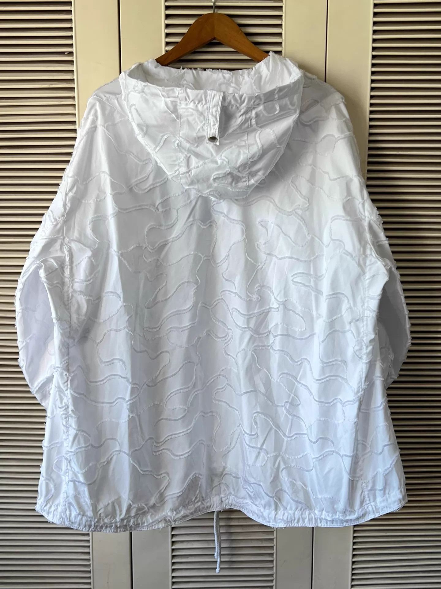 Dior Dior White Camo Half-Zip Hooded Jacket XS Size XS / US 0-2 / IT 36-38 - 2 Thumbnail