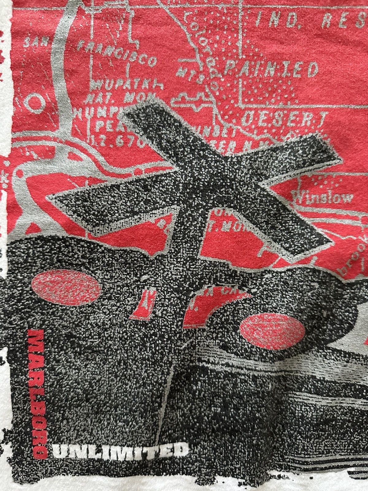 Marlboro × Marlboro Unlimited × Vintage 1995 Marlboro Unlimited Vintage 90s Cigarette Pocket T-Shirt Size US XL / EU 56 / 4 - 9 Thumbnail
