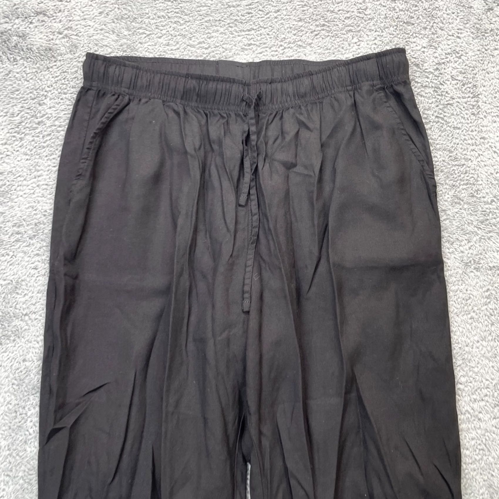 Uniqlo VINTAGE Uniqlo Pants Womens Large Black Jogger Elastic Waist Tapered Drawstring City College Size 30" / US 8 / IT 44 - 4 Thumbnail