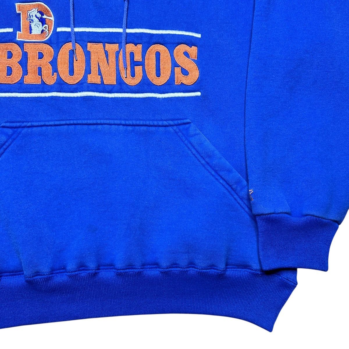 Starter 90s NFL Denver Broncos Starter Embroidered Spell Out Hoodie Size US M / EU 48-50 / 2 - 17 Thumbnail