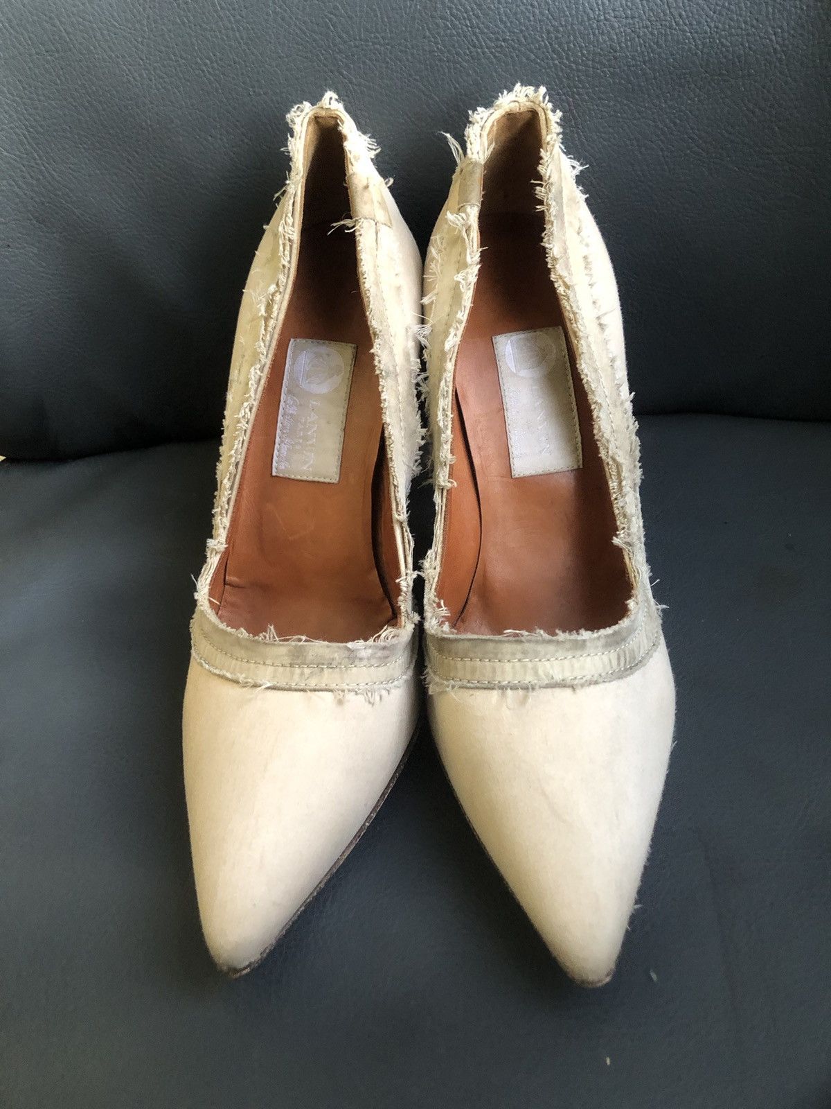 Lanvin Lanvin Beige Women’s Heels Size 38.5 Size US 7.5 / IT 37.5 - 2 Thumbnail