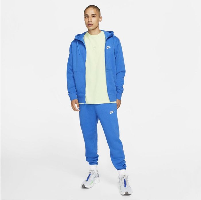 Nike Club cuffed sweatpants in blue