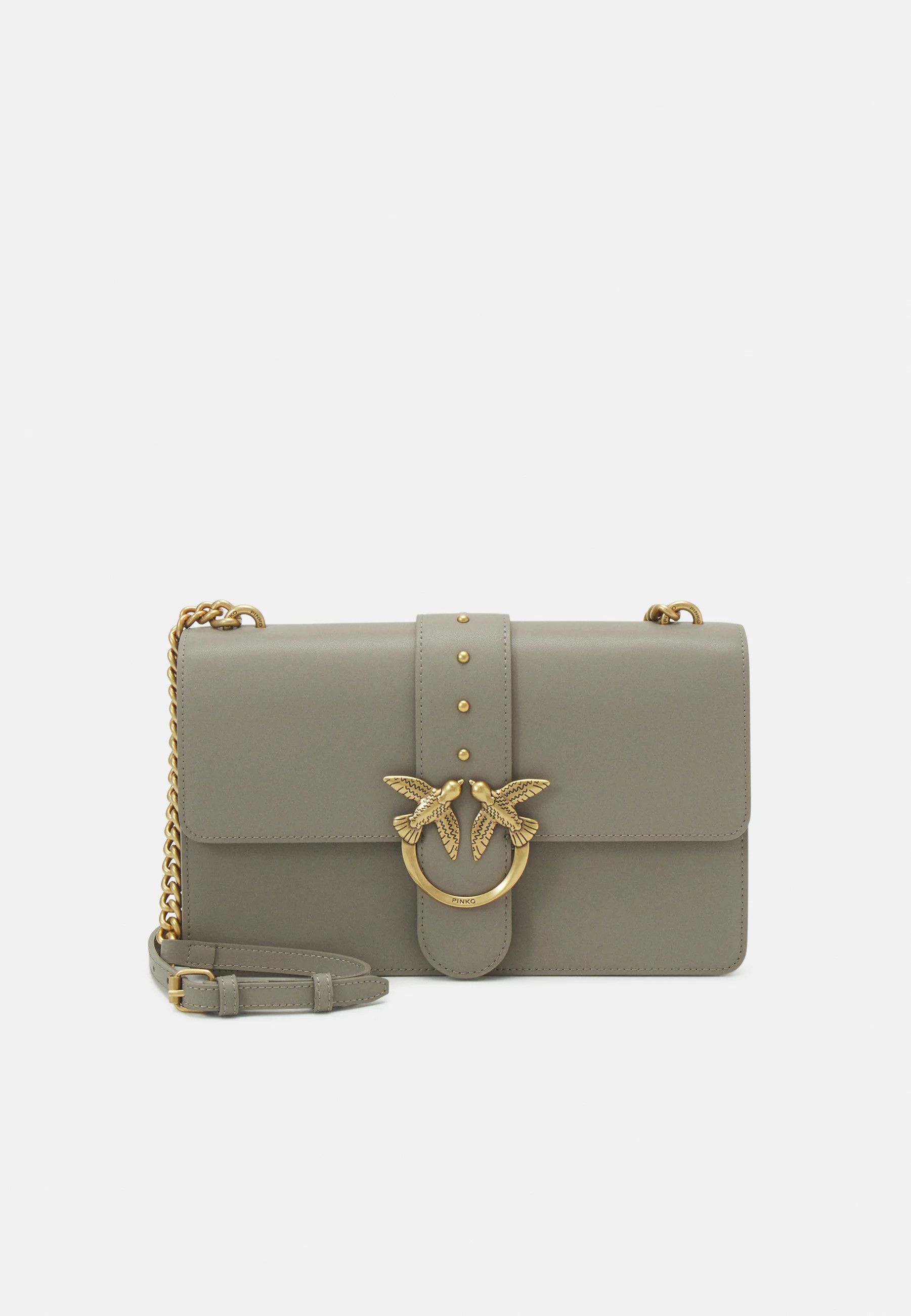 o1s22i1n0824 Size: OS / Classic Love Crossbody Bag in Grey