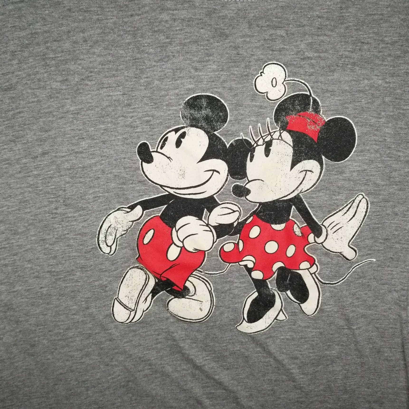 Disney Disney Womens Gray Mickey And Minnie Mouse Cut Bottom T-Shirt Size L Size L / US 10 / IT 46 - 2 Thumbnail