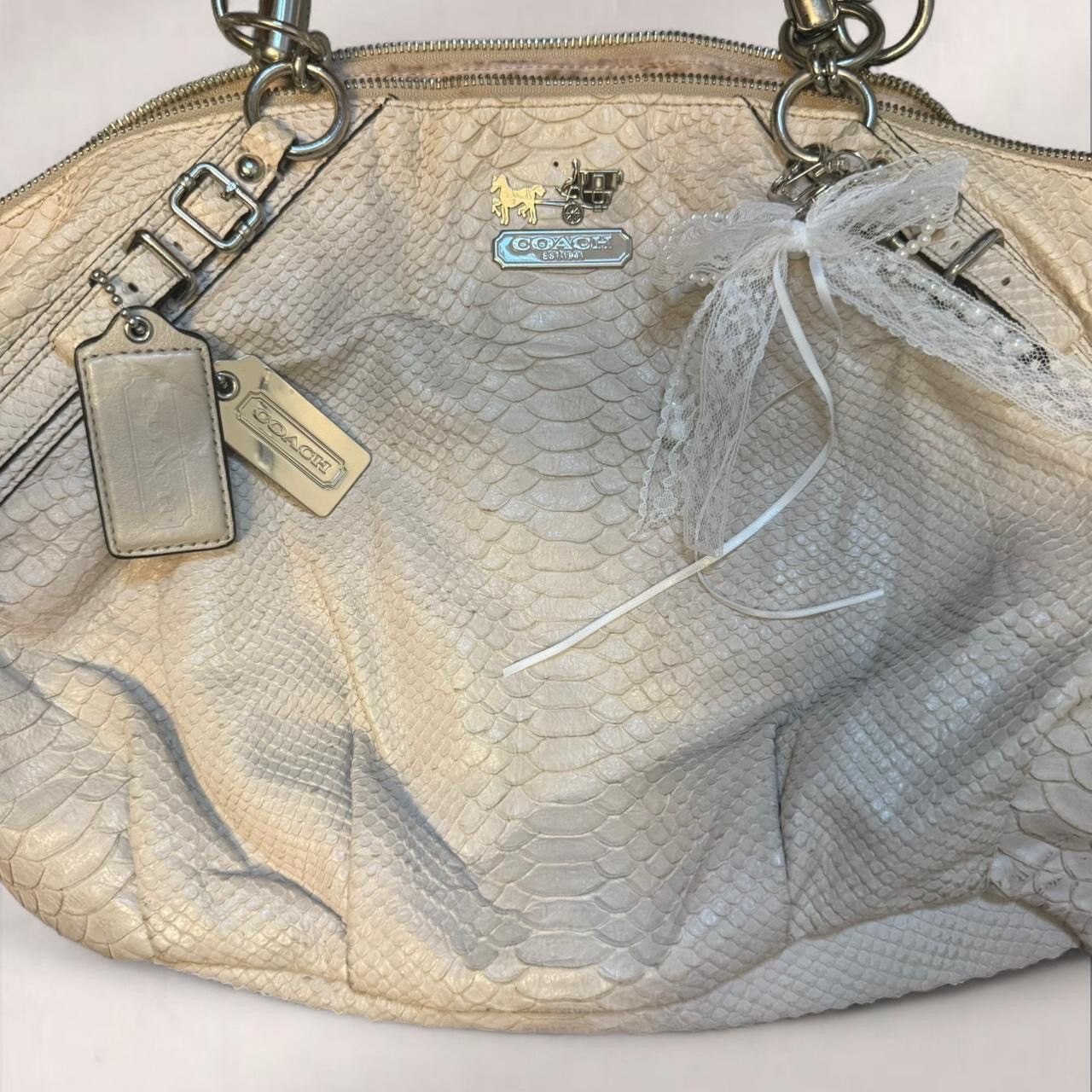 Coach Rare Cream Coach Signature Snakeskin Leather Shoulder Bag Size ONE SIZE - 4 Thumbnail