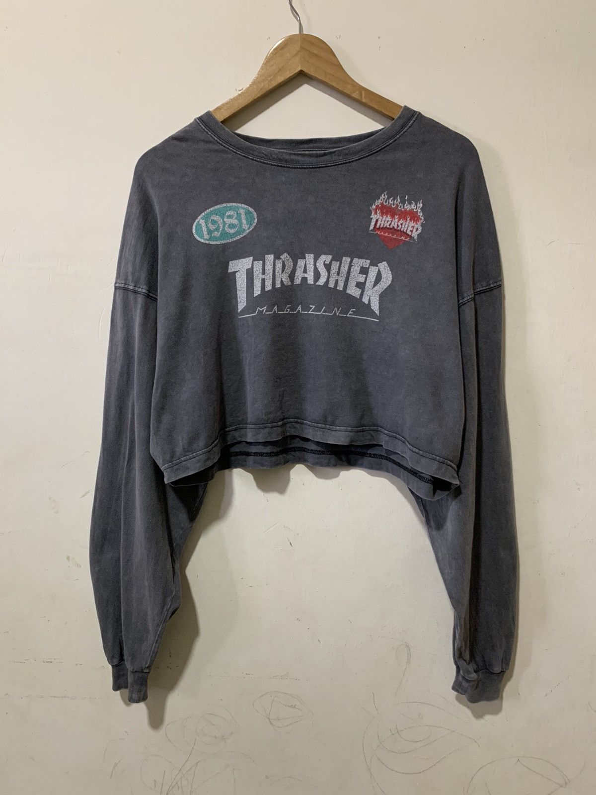 Thrasher Vintage Grey Crop top trasher t shirt big logo Size ONE SIZE - 2 Thumbnail