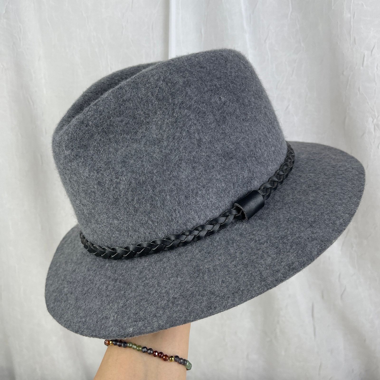 Forever 21 Grey Felt Fedora Hat Short Brim Black Faux Leather Band Size ONE SIZE - 17 Thumbnail