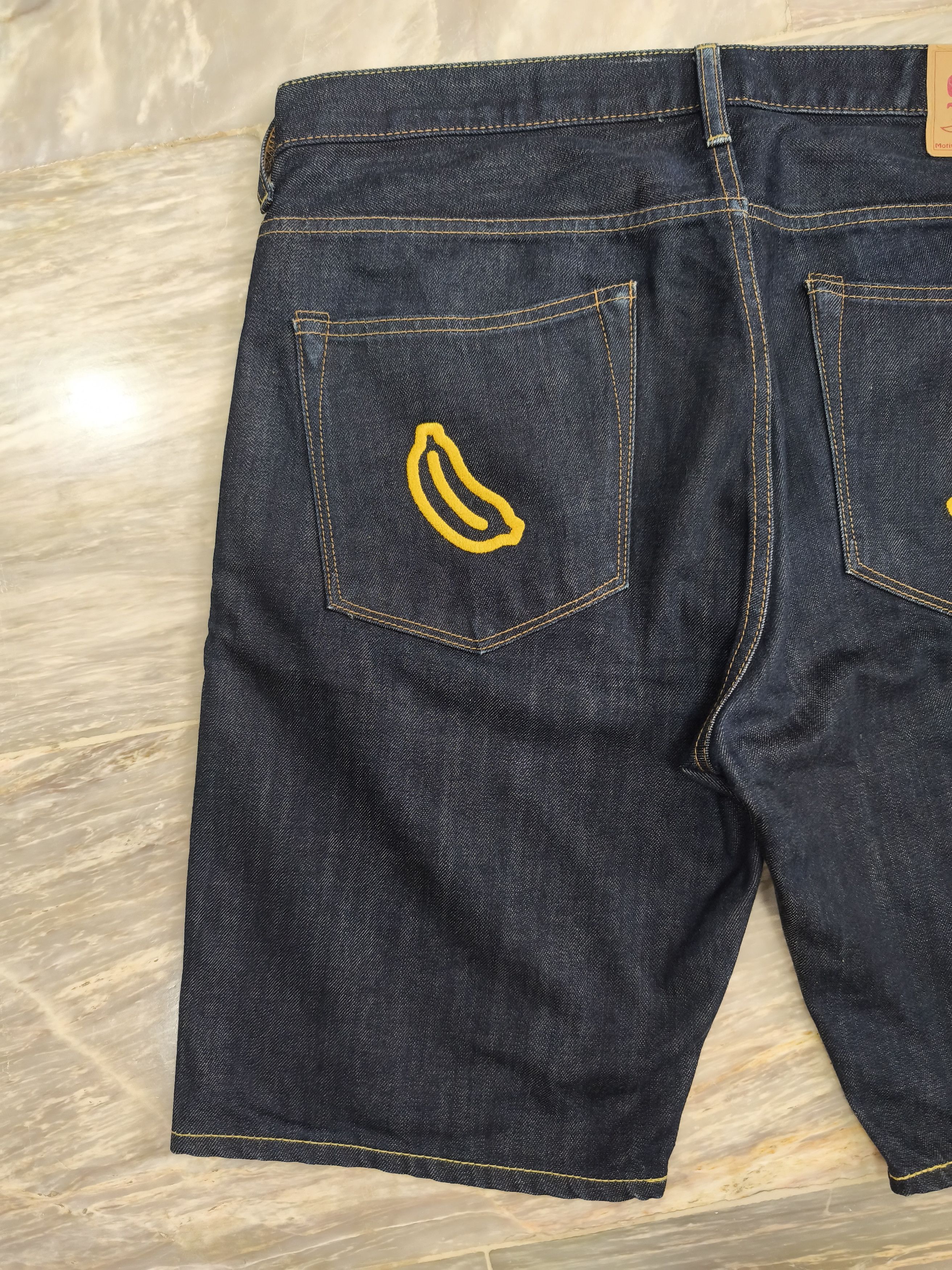 Bape OG BAPE BABY MILO PEEKING BANANA JORTS Size US 36 / EU 52 - 3 Thumbnail