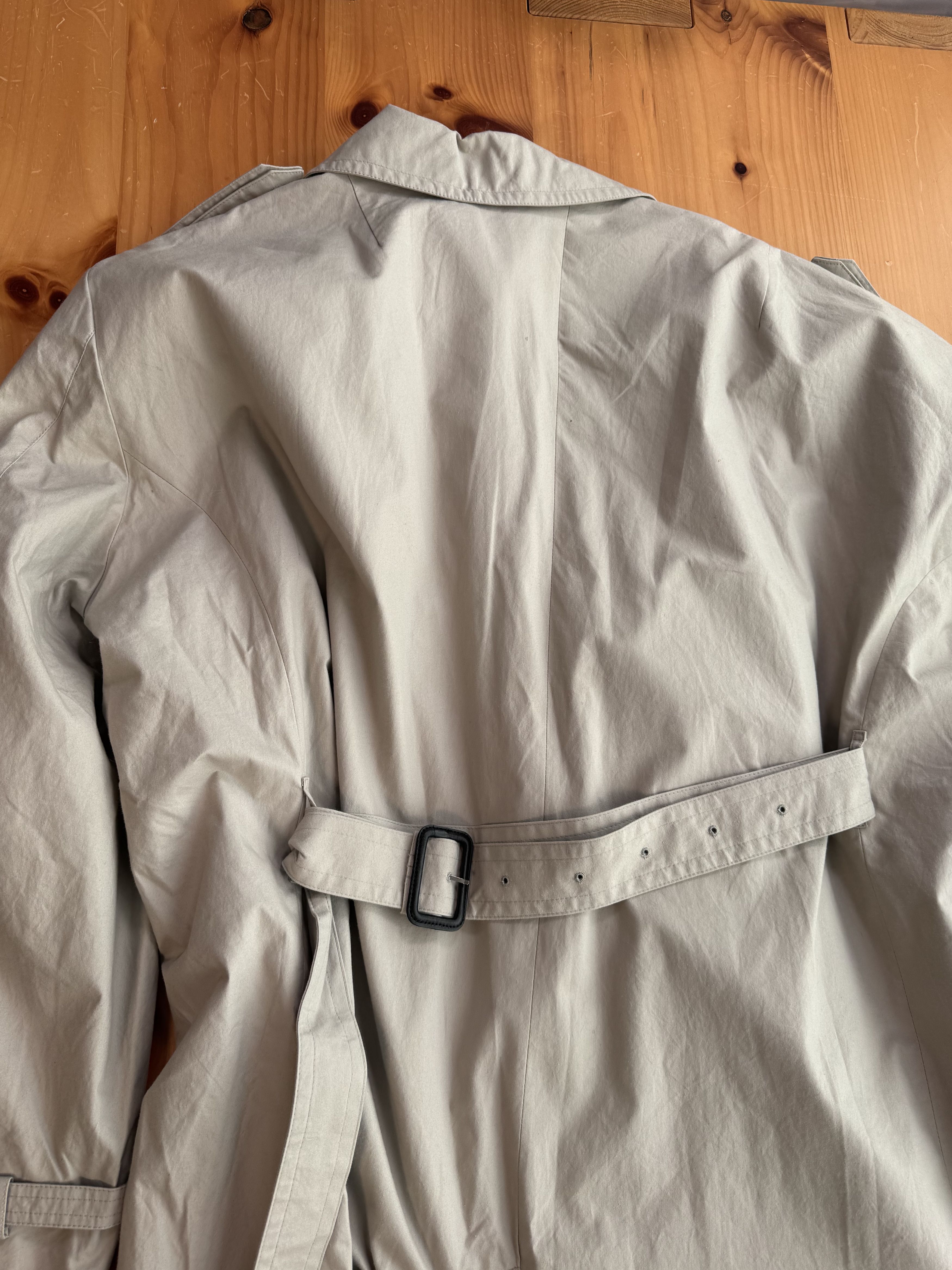 Vetements SS17 Vetements x Mackintosh Oversized Trench Coat Belted Size US S / EU 44-46 / 1 - 18 Thumbnail