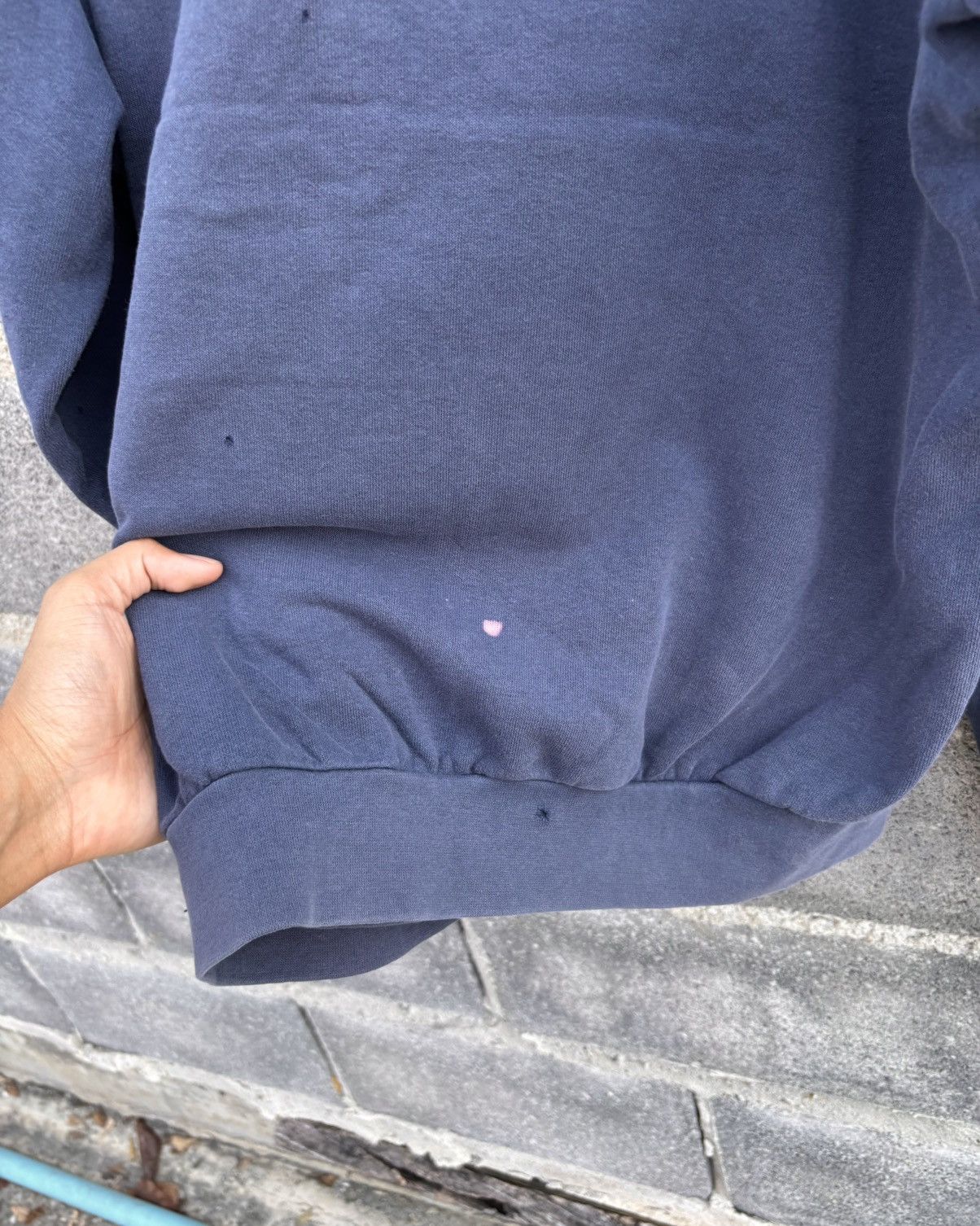 Nike Distressed Faded Nike Air Center Swoosh Hoodie Thrashed Size US L / EU 52-54 / 3 - 20 Thumbnail