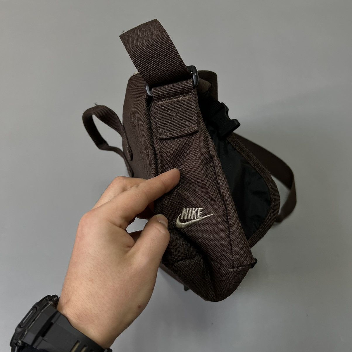 Nike × Vintage Nike Vintage Crossbody Bag Swoosh y2k rare Size ONE SIZE - 2 Thumbnail