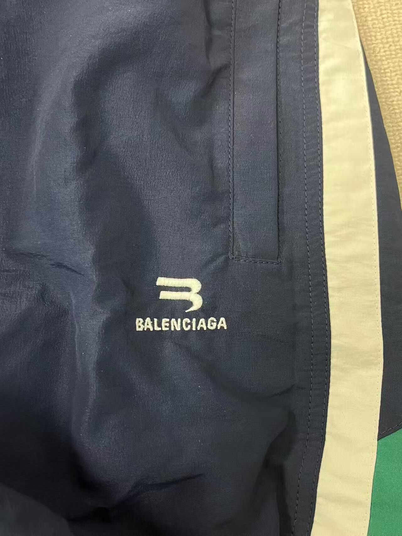 Balenciaga Balenciaga Logo Side Striped Knit Pants Size US 32 / EU 48 - 3 Thumbnail