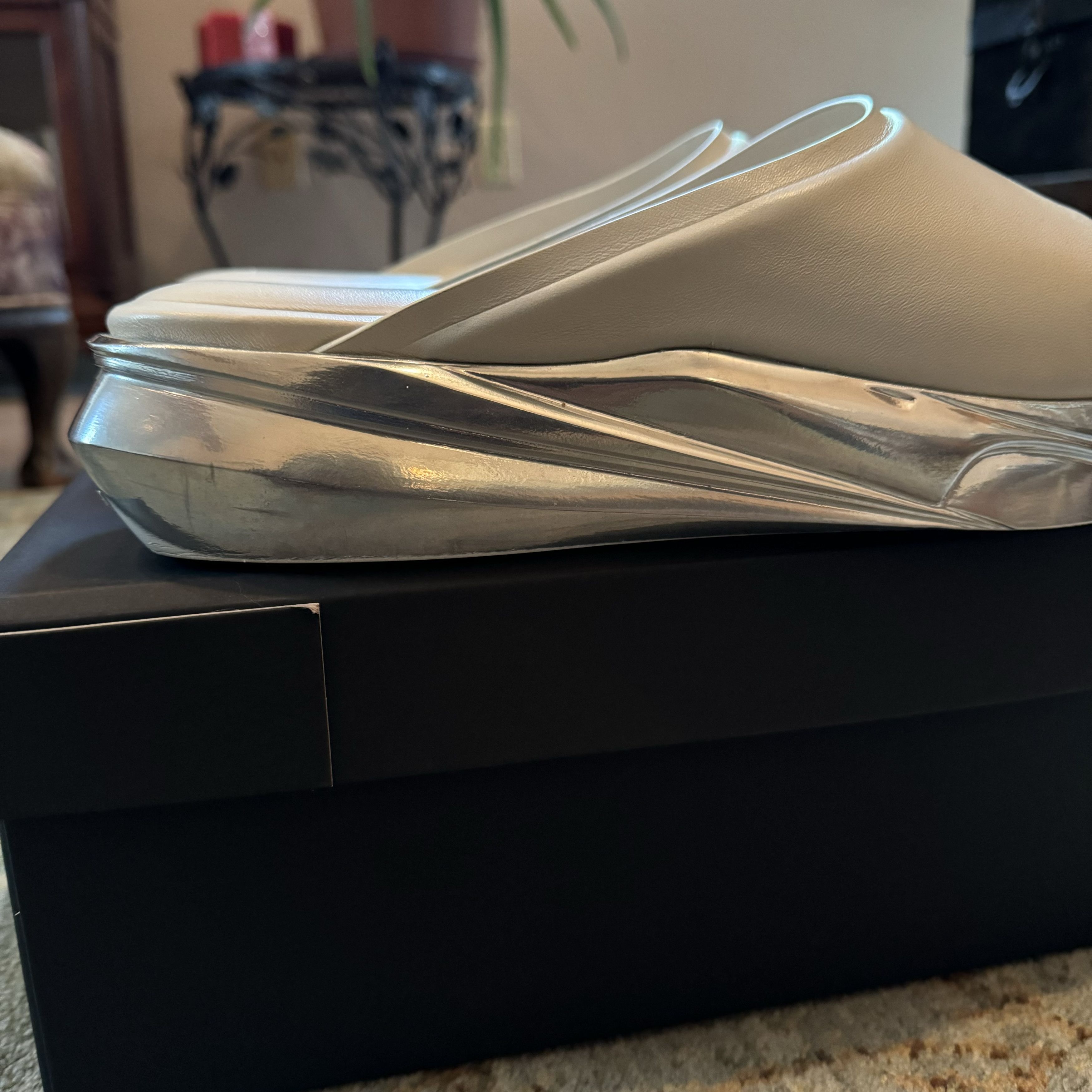 1017 ALYX 9SM Retail $680 Size US 9 / EU 42 - 5 Thumbnail