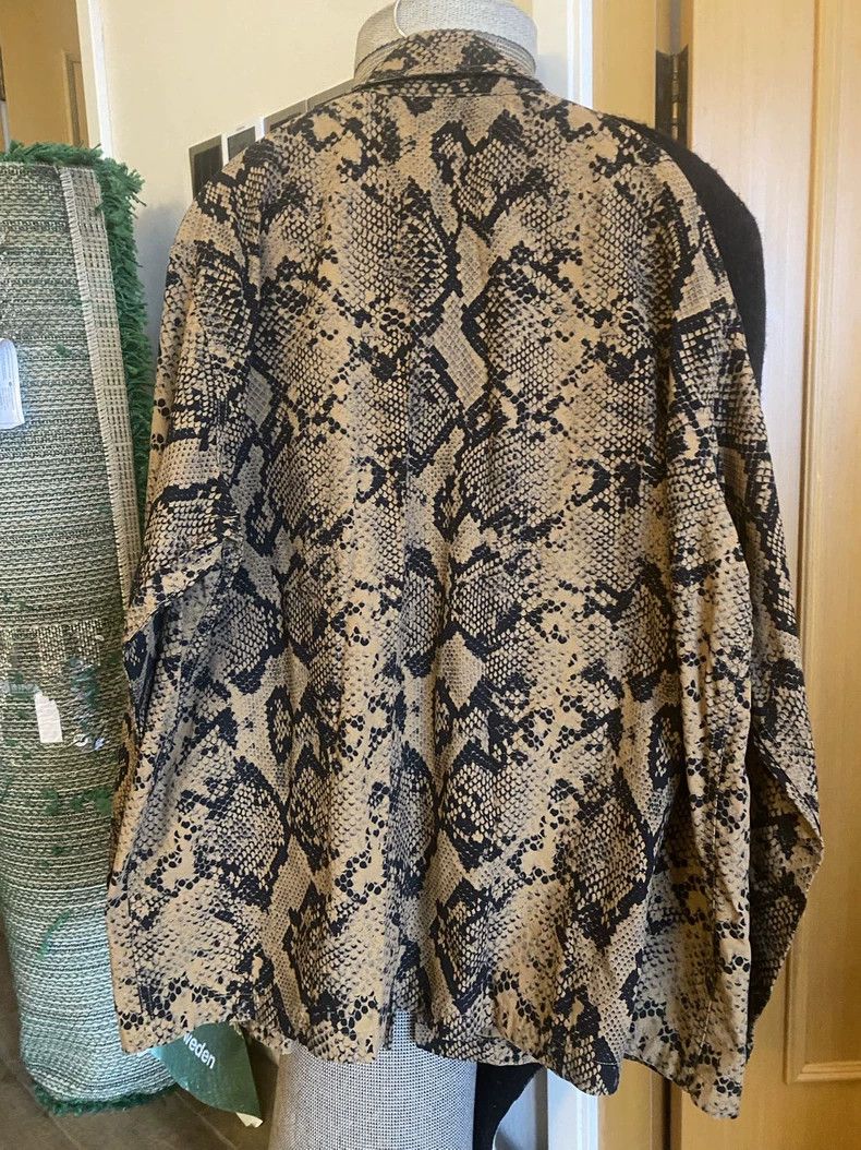 Wacko Maria Wacko Maria Camel snake print jacket shirt size L Size US L / EU 52-54 / 3 - 3 Thumbnail