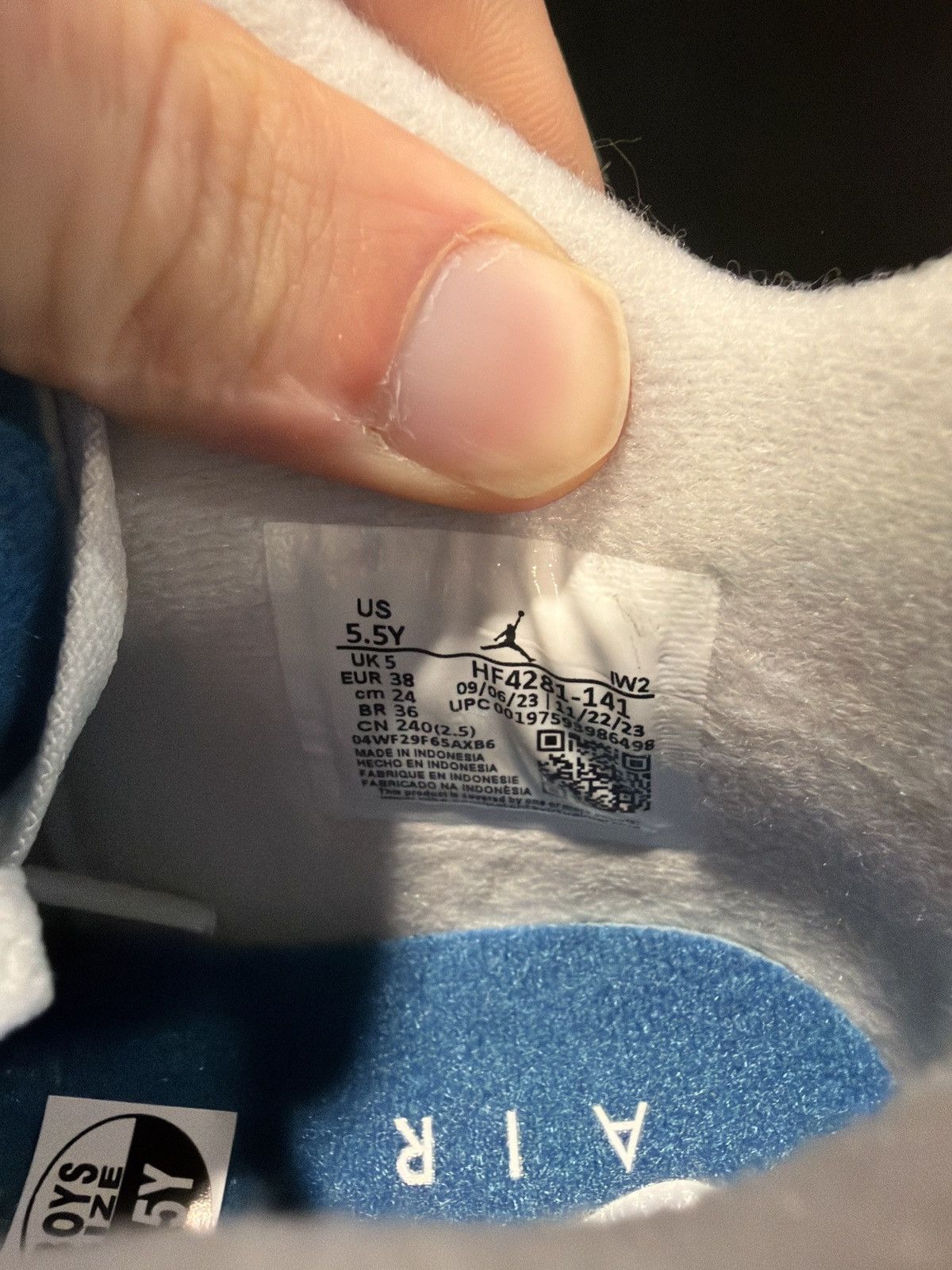 Jordan Brand Jordan 4 Military blue Size-5.5y Brand New Quick Shipping Size US 5.5 / EU 38 - 7 Thumbnail
