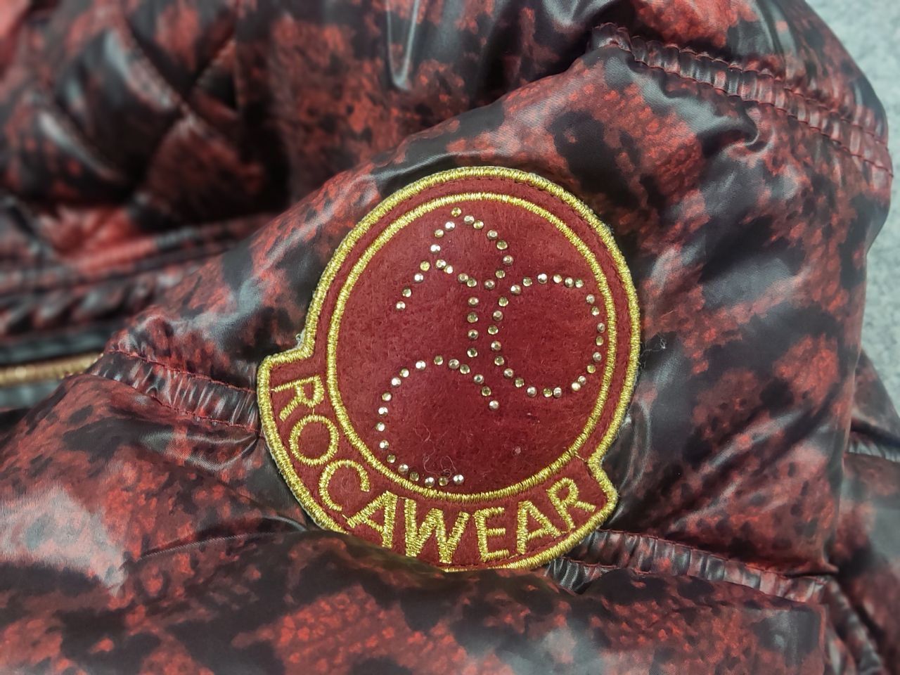Rocawear Vintage Rocawear Y2K Style red pattern Fur Hoodie Jacket LGB Size L / US 10 / IT 46 - 16 Thumbnail