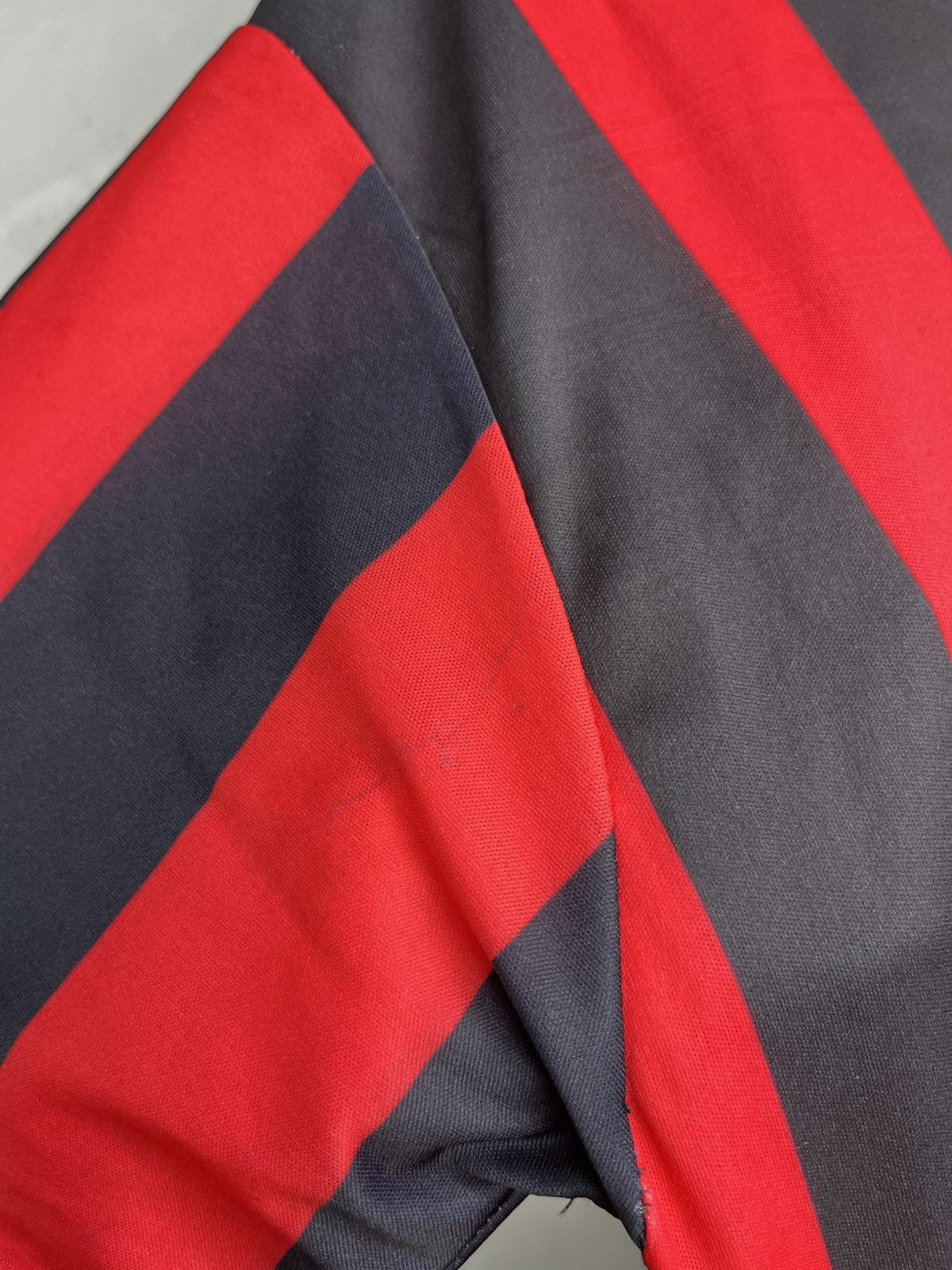 Vintage VINTAGE 90's AC MILAN SOCCER JERSEY Size US XL / EU 56 / 4 - 4 Thumbnail