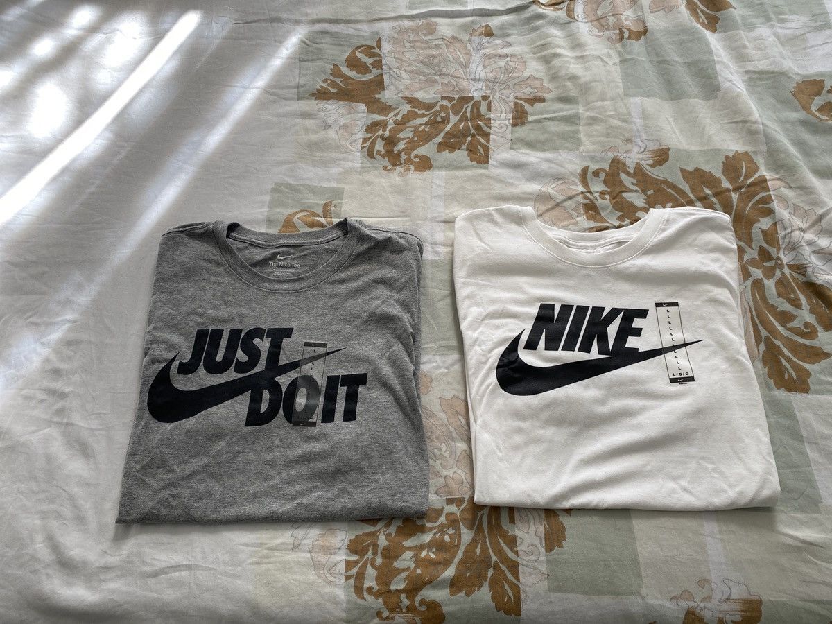 Nike 2 Nike Tee’s Size US L / EU 52-54 / 3 - 1 Thumbnail