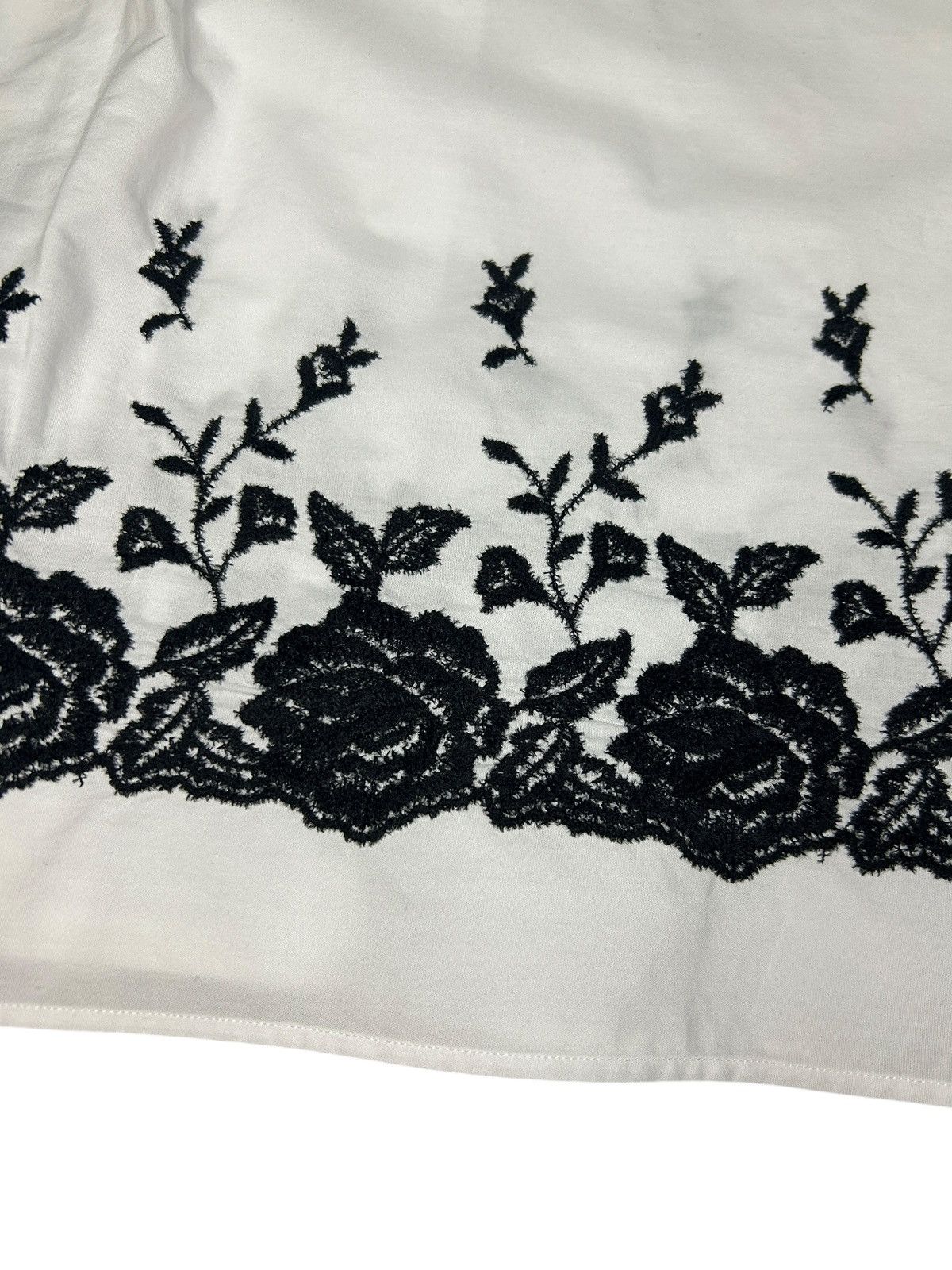 Comme des Garcons F/W 13 Tricot Floral Embroidered Shirt Size S / US 4 / IT 40 - 6 Thumbnail