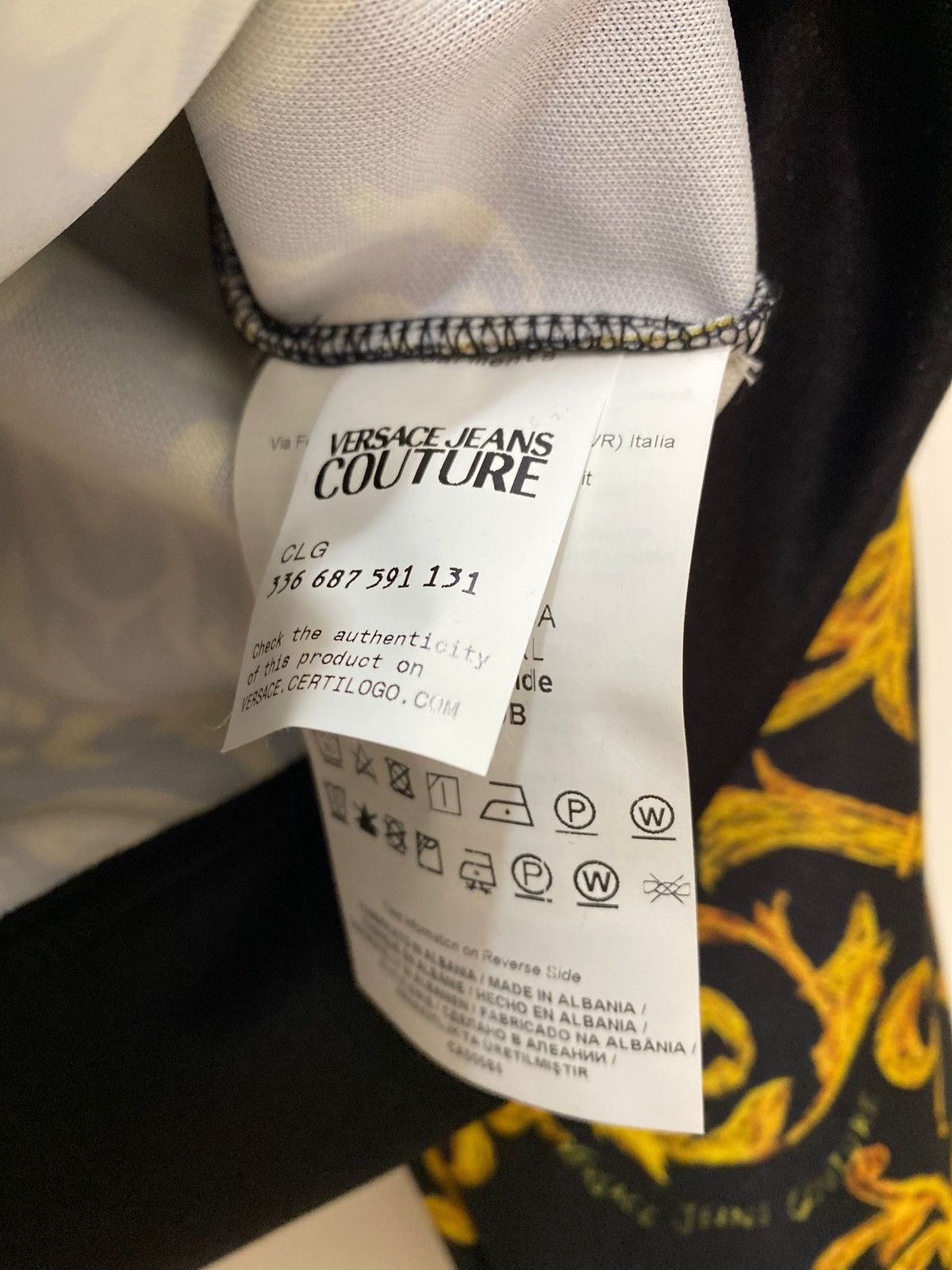 Versace Jeans Couture Versace Jeans Culture Tricetato Print Sketch Cori XL, new Size US XL / EU 56 / 4 - 7 Thumbnail