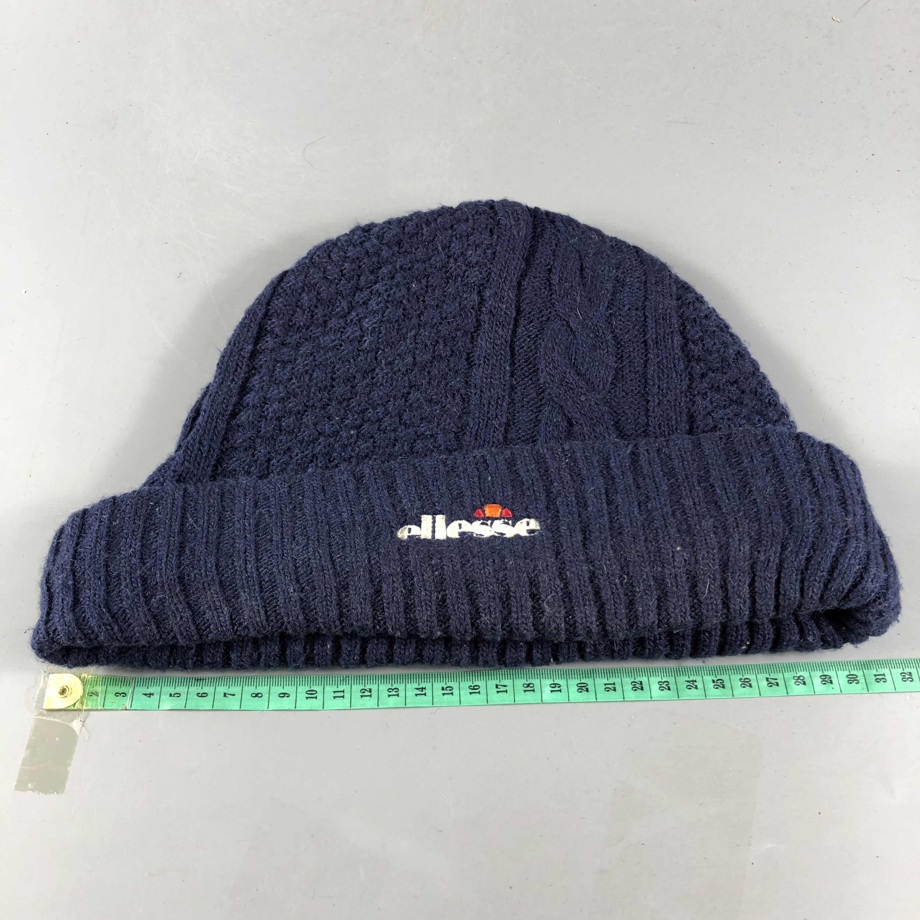 Ellesse Ellesse Cable Knit Slouchy Beanie Snowcap Snow Hat B616 Size ONE SIZE - 3 Thumbnail