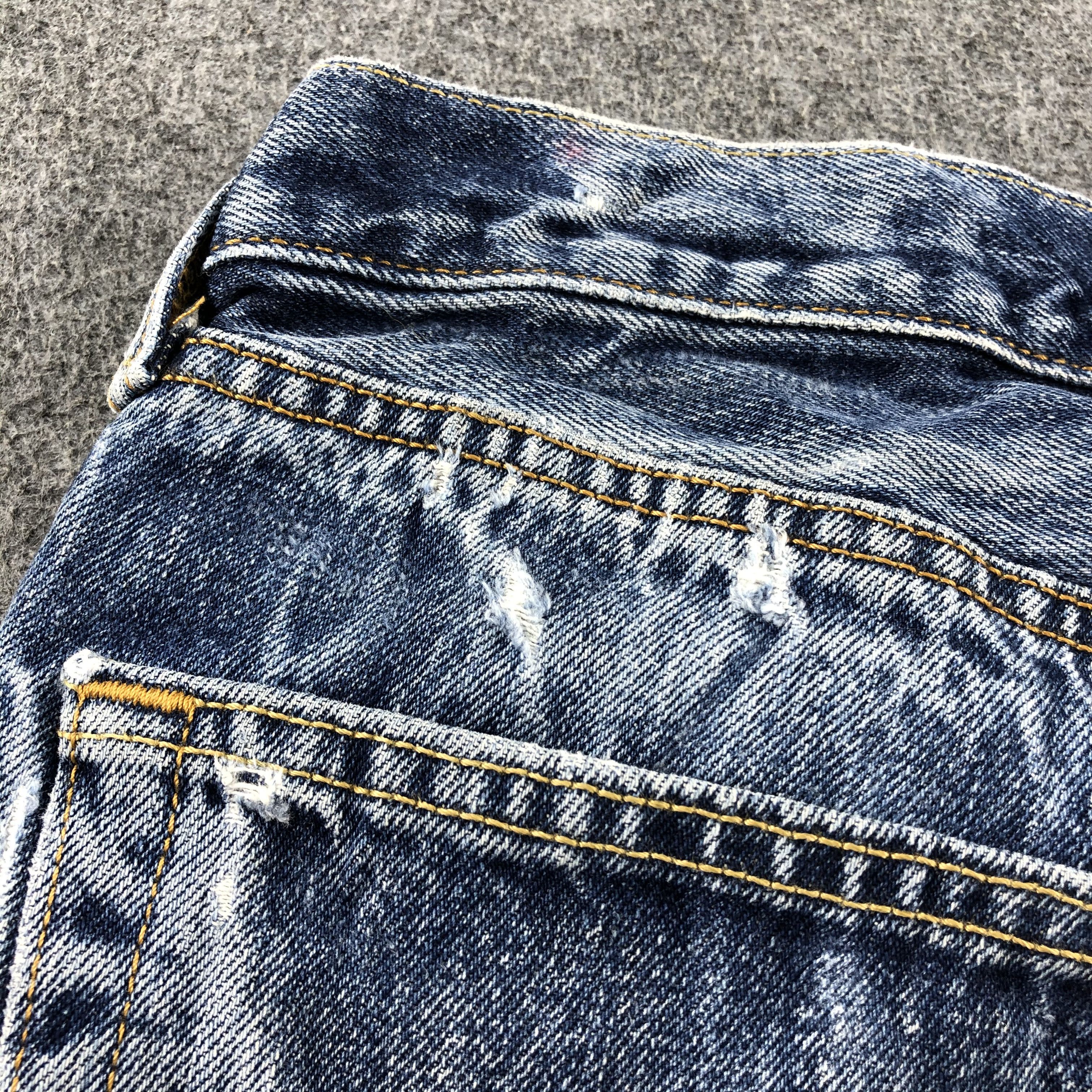 Levi's Vintage Blue Wash Levis 501 Jeans-J2399 Size US 34 / EU 50 - 8 Thumbnail