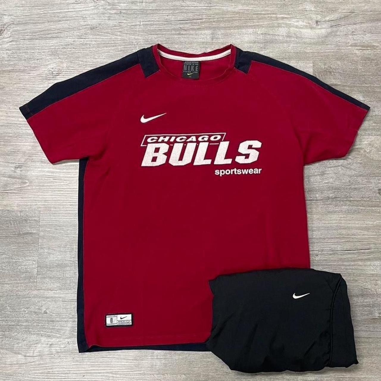Nike Vintage Y2K Nike Chicago Bulls Jersey Style Shirt Boxy Fit Size US XL / EU 56 / 4 - 3 Thumbnail