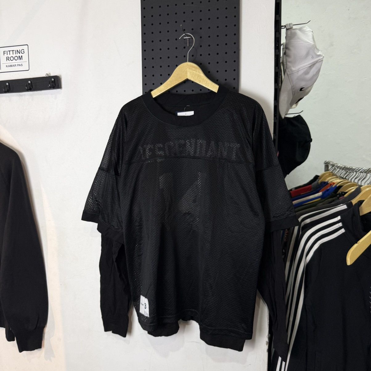 Descendant RARE💥 DESCENDANT 17AW layered mesh football black BTS jin Size US XL / EU 56 / 4 - 5 Thumbnail