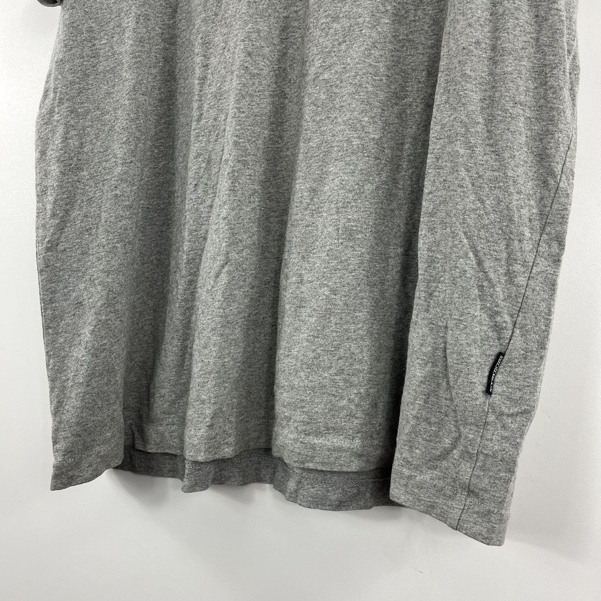 Napapijri Napapijri T-Shirt Grey Centre Logo Size M Relaxed Fit Size US M / EU 48-50 / 2 - 5 Thumbnail