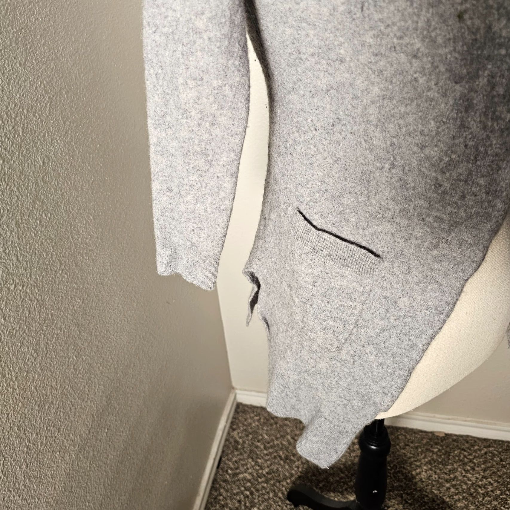 Vintage VINTAGE Halogen Cardigan Sweater Women Medium Gray Cashmere Blend Open Front Long Sleeve Size M / US 6-8 / IT 42-44 - 2 Thumbnail