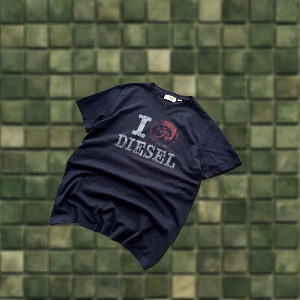 Diesel Diesel Vintage Big Logo "I love Diesel" T-Shirt M Dark Blue Mens Regular Short Sleeve Crew Neck 90s Y2K Vintage Graphic Print Size US M / EU 48-50 / 2 - 1 Thumbnail