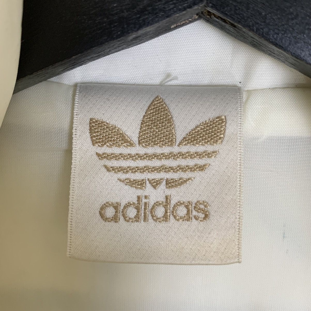 Adidas × Designer × Vintage Vintage Adidas Weather Club Zipper Light Jacket Medium Size Size US M / EU 48-50 / 2 - 13 Thumbnail