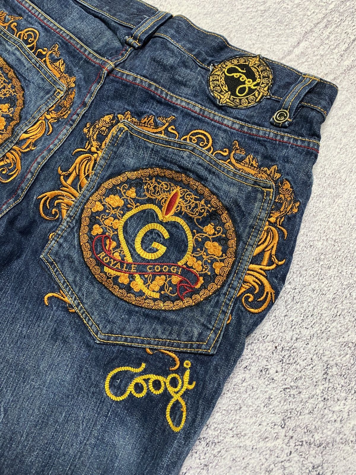 Coogi × JNCO × Vintage Crazy Vintage Y2K Baggy Coogi Royale Big Logo Jeans Shorts Size US 36 / EU 52 - 4 Thumbnail