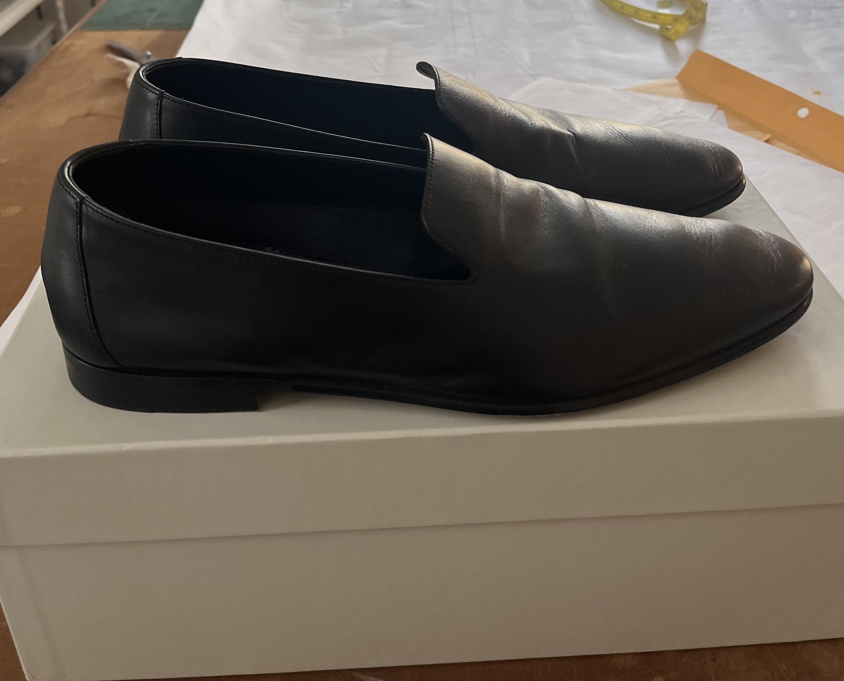 Manolo Blahnik Manolo Blahnik Black Calfskin Mario Loafers Size US 9.5 / EU 42-43 - 3 Thumbnail