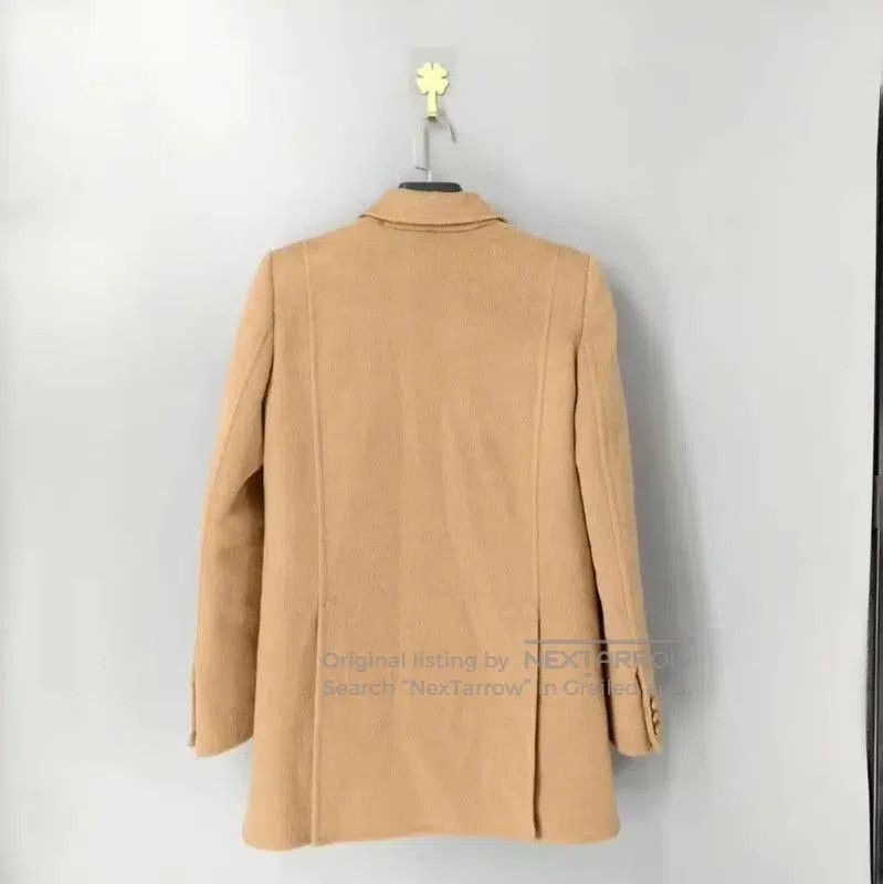 Fendi Fendi Beige Wool Women's Coat . Size M / US 6-8 / IT 42-44 - 2 Thumbnail