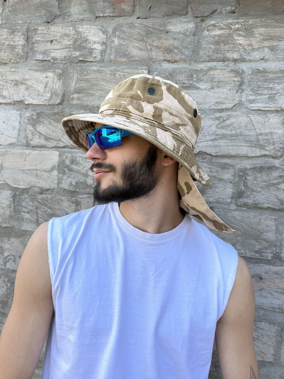 Vintage Vintage US Army Camo Bucket Hat Size ONE SIZE - 2 Thumbnail