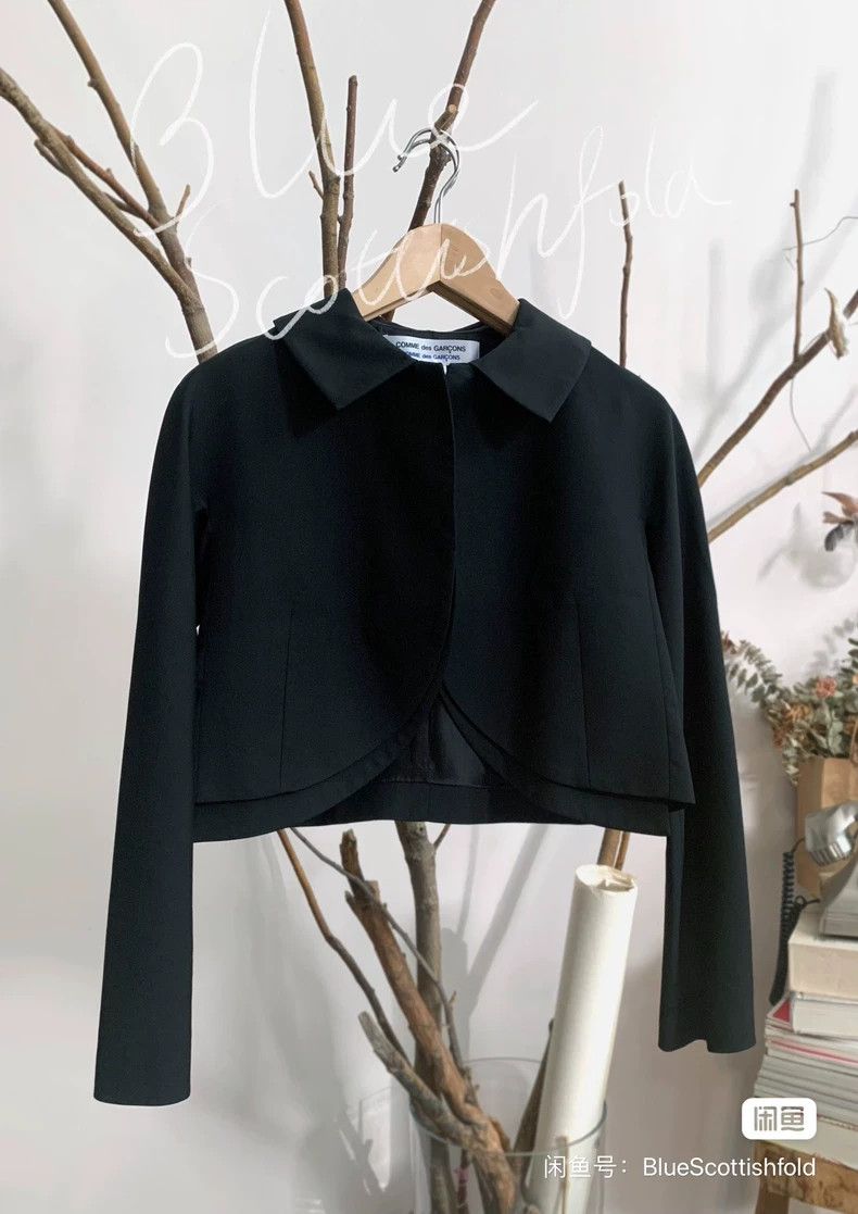 Comme des Garcons Comme Des Garcons Double hem thin wool short jacket 2502-N Size S / US 4 / IT 40 - 6 Thumbnail