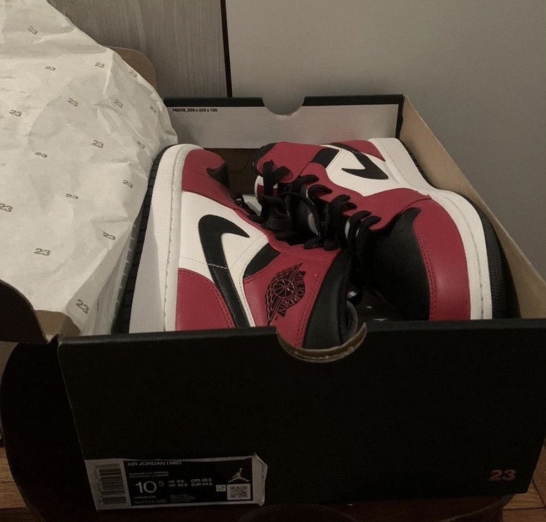 Jordan Brand Jordan 1 Size US 10.5 / EU 43-44 - 4 Thumbnail
