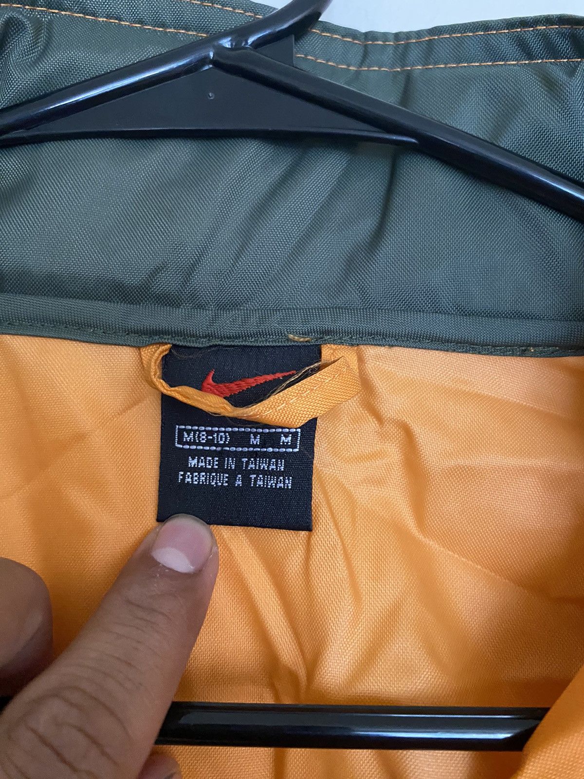 Nike 90’s Vintage Nike Rain Jacket Light Zip Up Hiking Hood Size US M / EU 48-50 / 2 - 3 Thumbnail