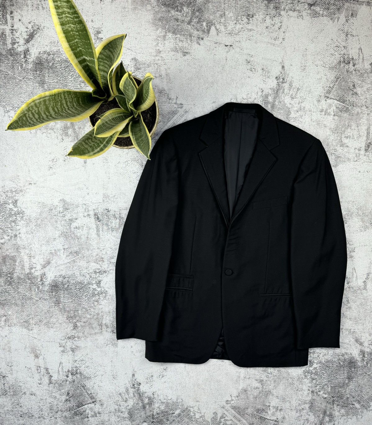image of Vintage 90's Gucci Black Basic Luxury Blazer Jacket, Men's (Size 50L)