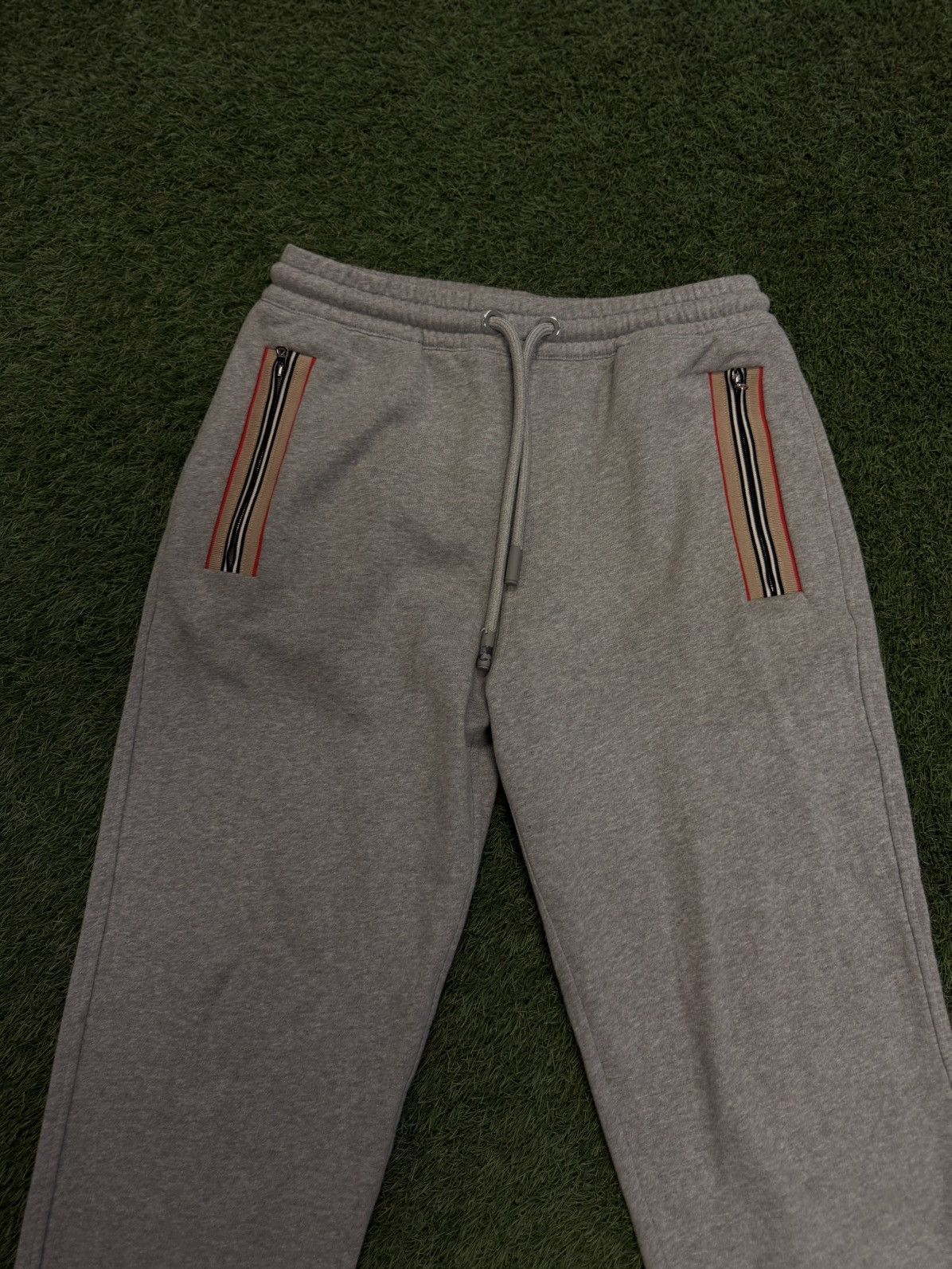 Burberry Burberry Sweatpants Size Medium Pre Owned 🧼 Size US 31 - 2 Thumbnail