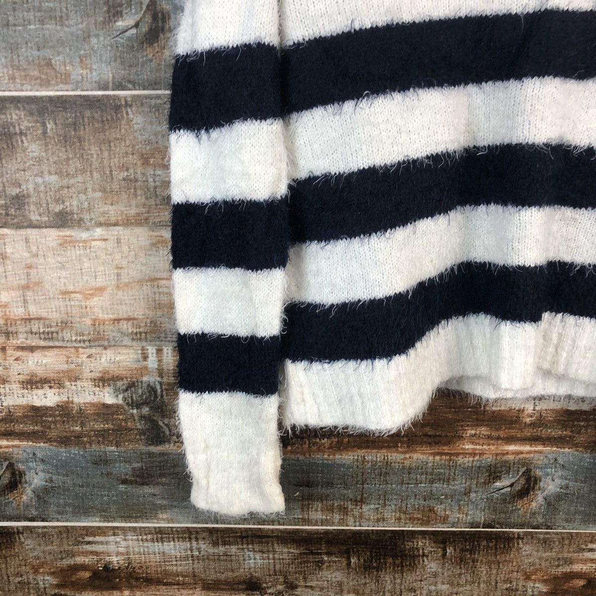 Homespun Knitwear × Japanese Brand × OVER THE STRiPES DLL Leah Matin BlueStripe Turtle Neck Knitwear #C041 Size M / US 6-8 / IT 42-44 - 15 Thumbnail