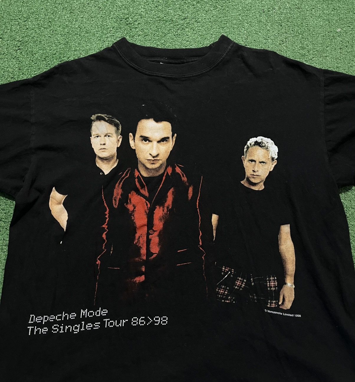 Band Tees × Vintage Depeche Mode Tee Vintage 1998 The Singles Tour Size US M / EU 48-50 / 2 - 2 Thumbnail